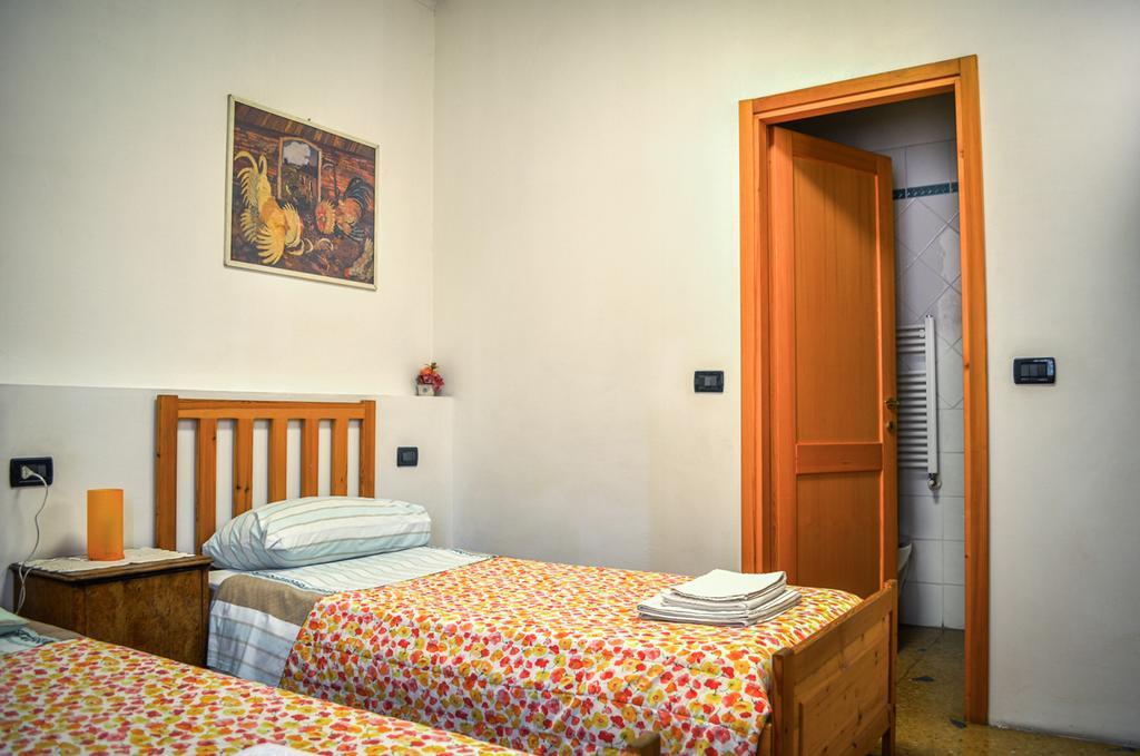 Bed And Breakfast Arcobaleno Bolonha Exterior foto