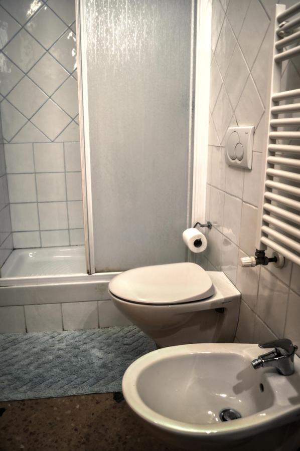 Bed And Breakfast Arcobaleno Bolonha Exterior foto